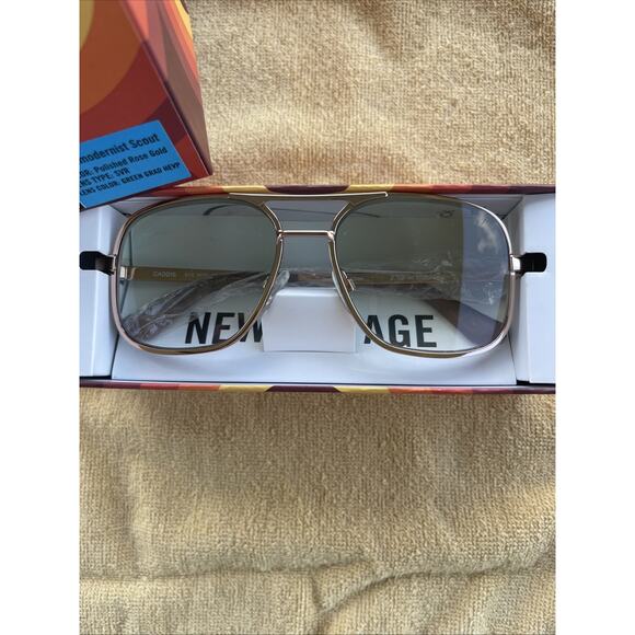 Metamodernist Scout Gold Aviator Glasses - Picture 2 of 4